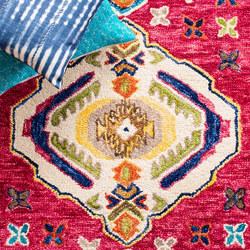 SAFAVIEH Handmade Aspen Magdalina Boho Tribal Wool Rug