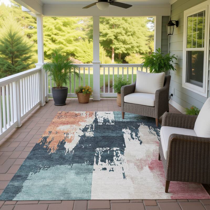 Machine Washable Indoor/ Outdoor Contemporary Fusion Chantille Rug