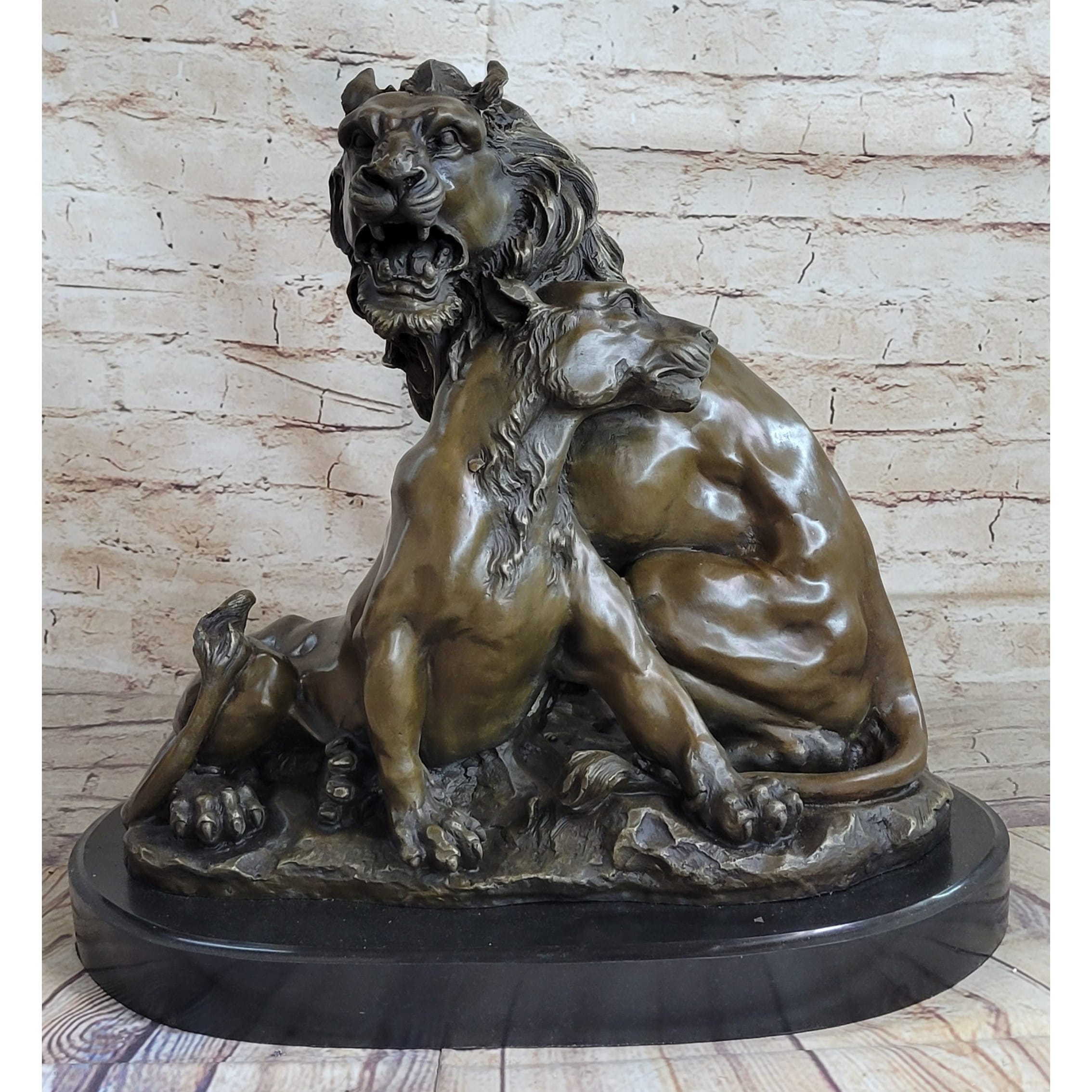 Male Female Lion Necking Romantic Love Bronze Statue Sculpture Figure On Marble Base