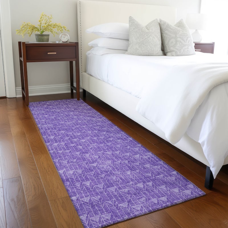 Machine Washable Indoor/ Outdoor Arrows Chantille Rug - Purple - 2'3" x 7'6"