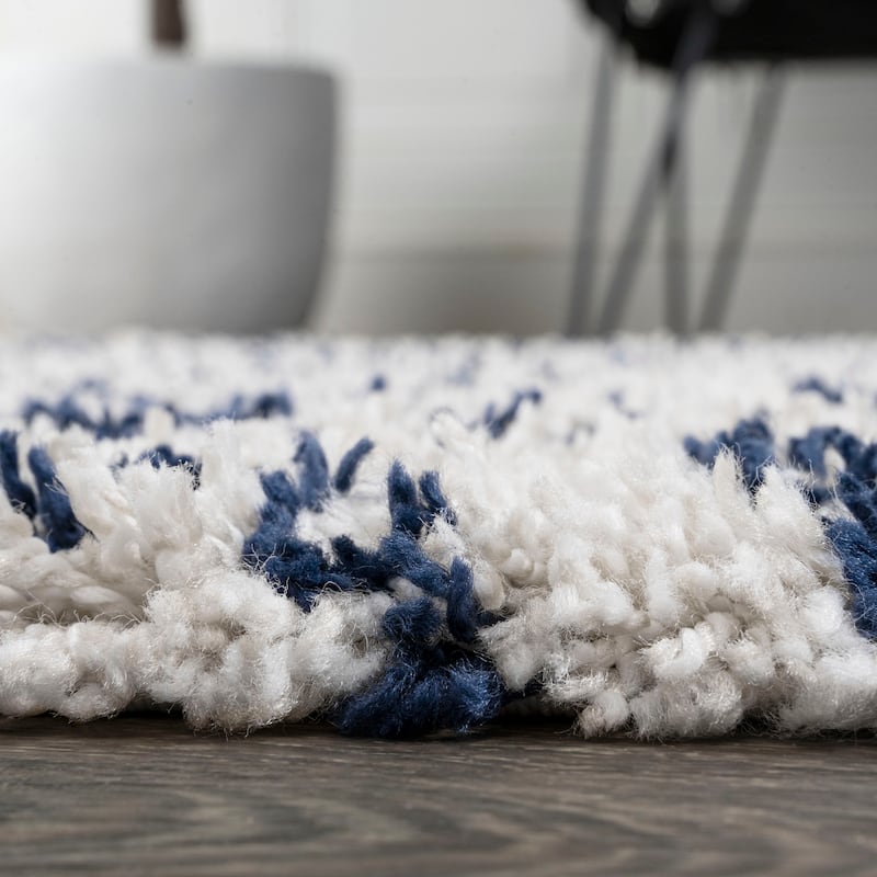 JONATHAN Y Tela Moroccan Diamond Shag Area Rug
