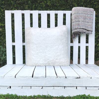 Loominaire Handmade "Hekla" Micro Poly Fiber Easy Maintenance Shaggy Throw Pillow
