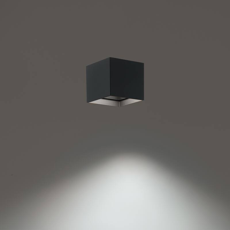 Kube 5in LED Outdoor Flush Mount 3-CCT 3000K-3500K-4000K Set to 3000K