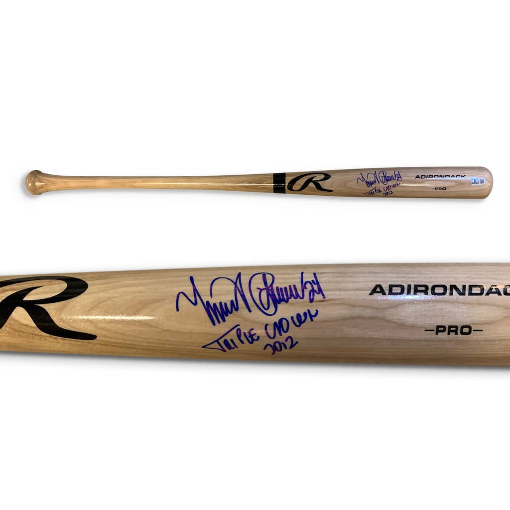 Miguel Cabrera Autographed 34" Signed Baseball Bat TRIPLE CROWN 2012 Beckett COA - 8'6" x 11'6"