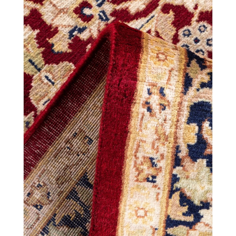 Overton Handknotted Wool Traditional Oriental Red Area Rug - 4' x 6'
