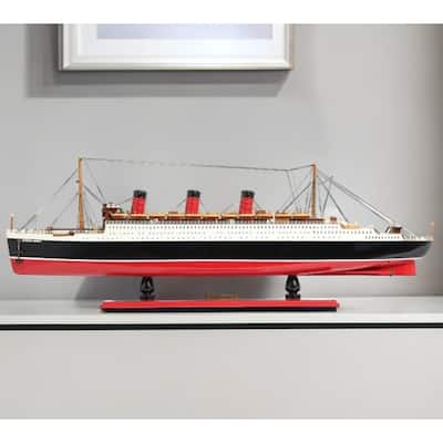 HomeRoots 9" Black and Red Solid Wood Hand Painted SS United States 1952 Model Boat - 32' X '9' X '4