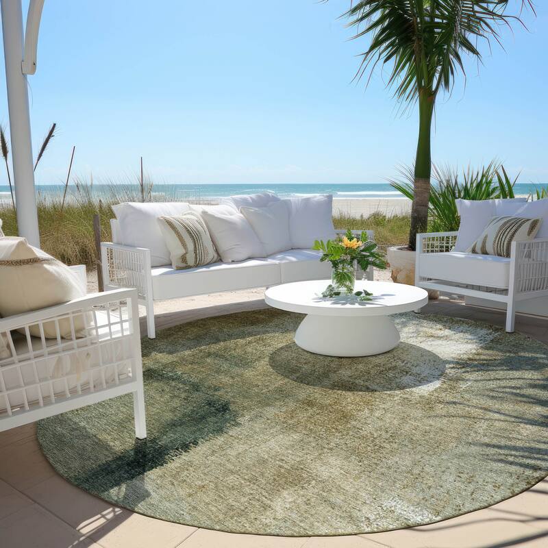 Machine Washable Indoor/ Outdoor Chantille Solid Ombre Rug - Brown - 8' x 8'