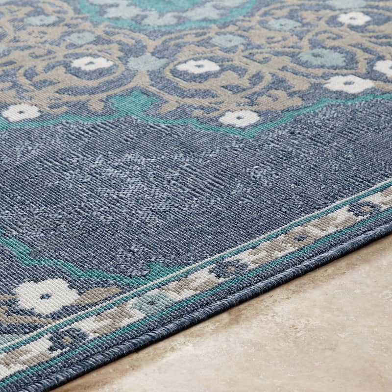 Erminio Medallion Indoor/ Outdoor Runner - 2'3" x 7'9" Runner
