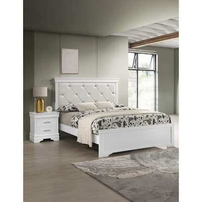 Charming Solid Wood Nightstand with Stylish Tufted Texture for Bedroom