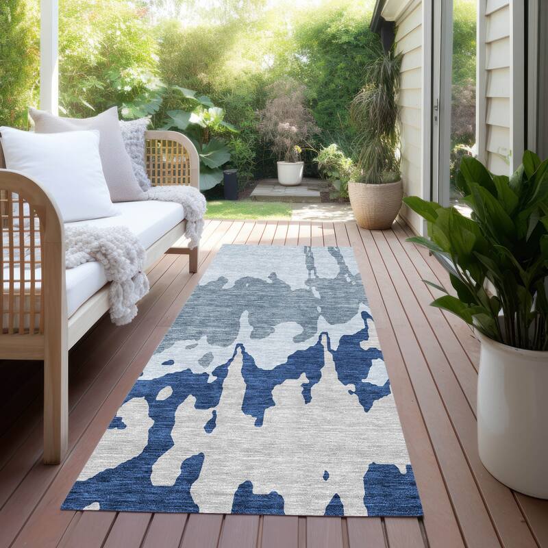Machine Washable Indoor/ Outdoor Modern Abstract Chantille Rug - Sky - 2'3" x 7'6"