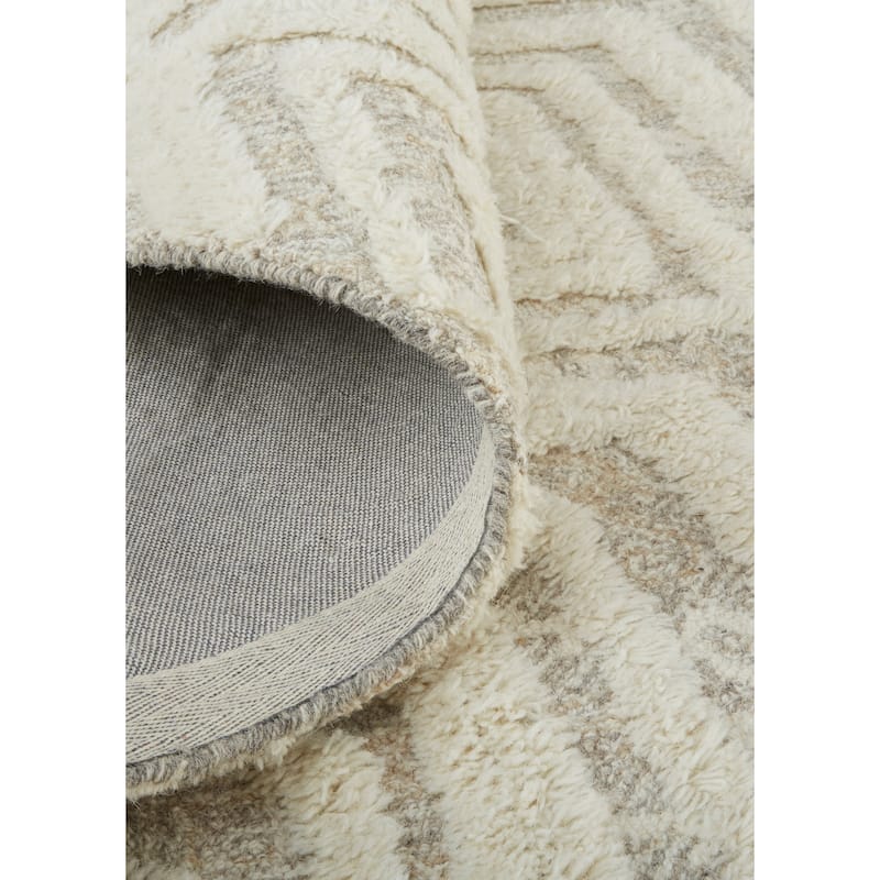 Grand Bazaar Elika Hand Tufted Diamond Transitional Area Rug