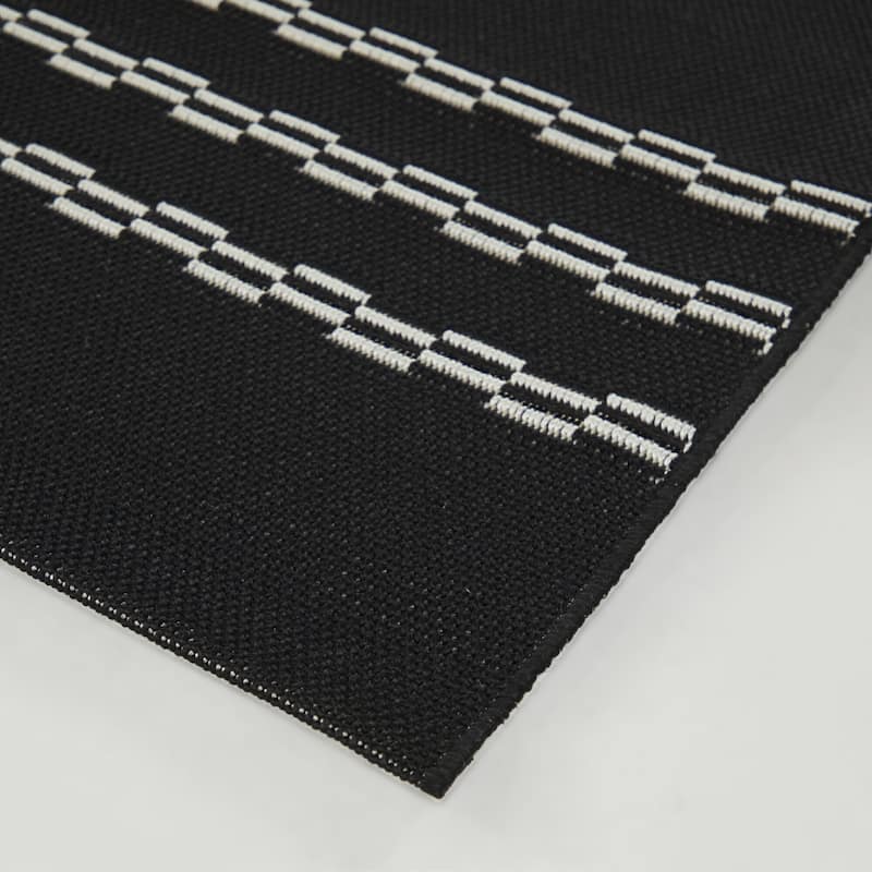 Renvall Stripe Indoor/Outdoor Area Rug