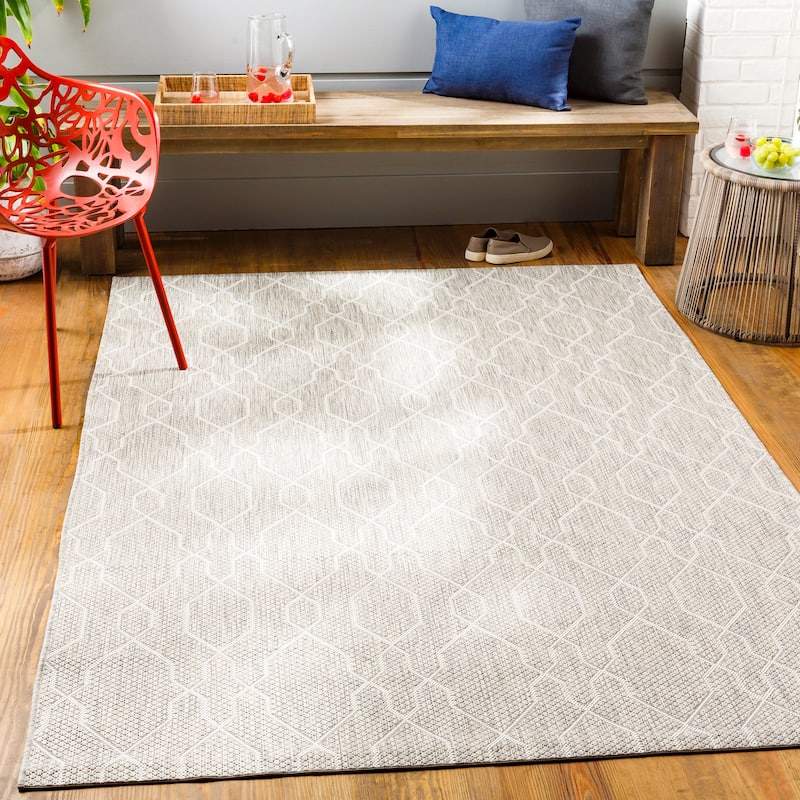 Livabliss Maurizio Indoor/ Outdoor Trellis Area Rug