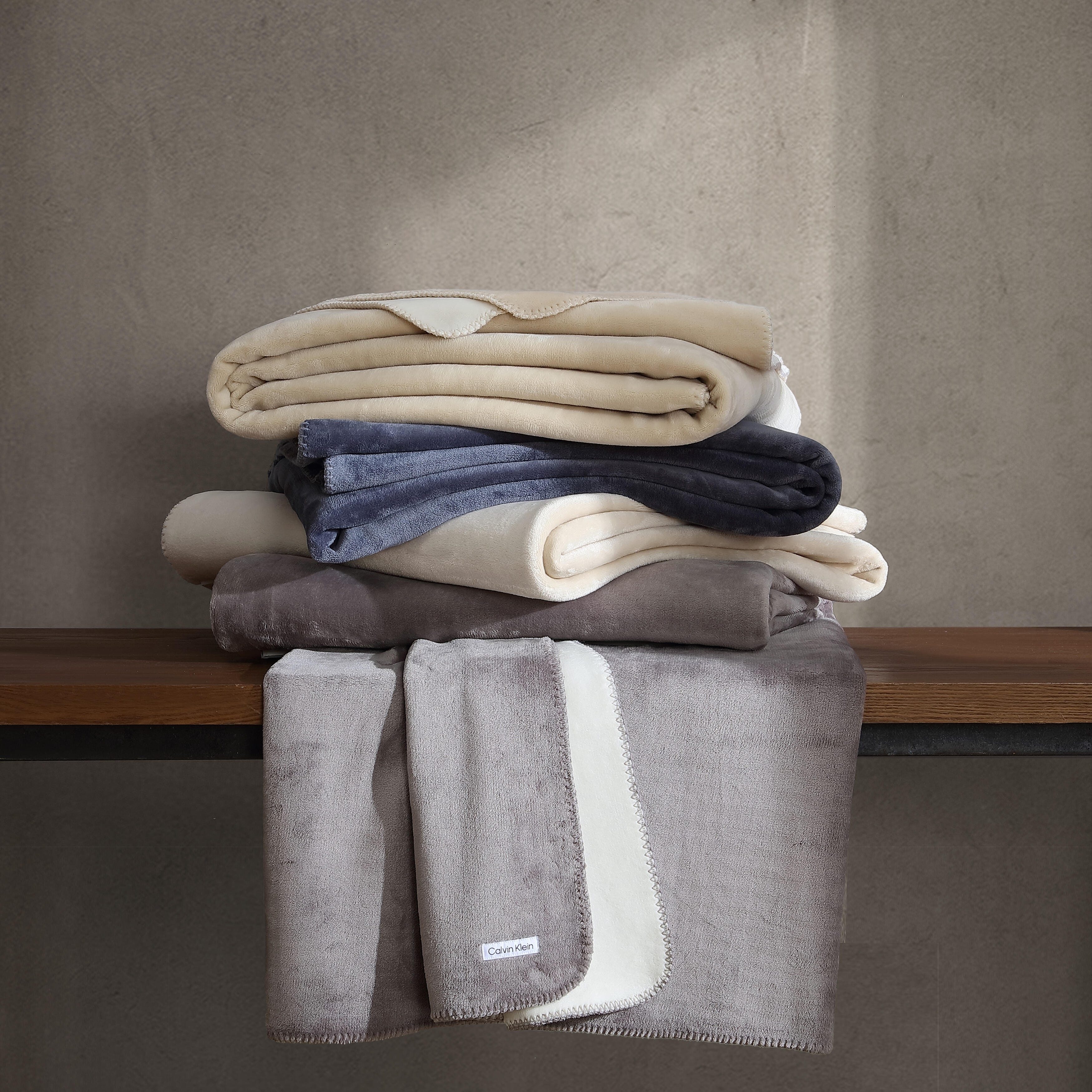 Calvin Klein Blankets and Throws Shop our Best Bedding Deals Online at Bed Bath Beyond
