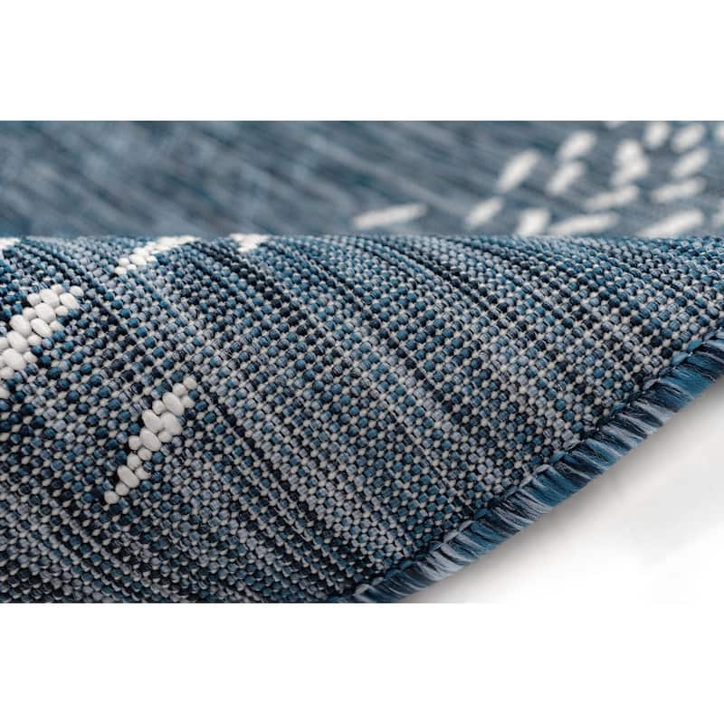 Liora Manne Carmel School Of Fish Indoor/Outdoor Area Rug