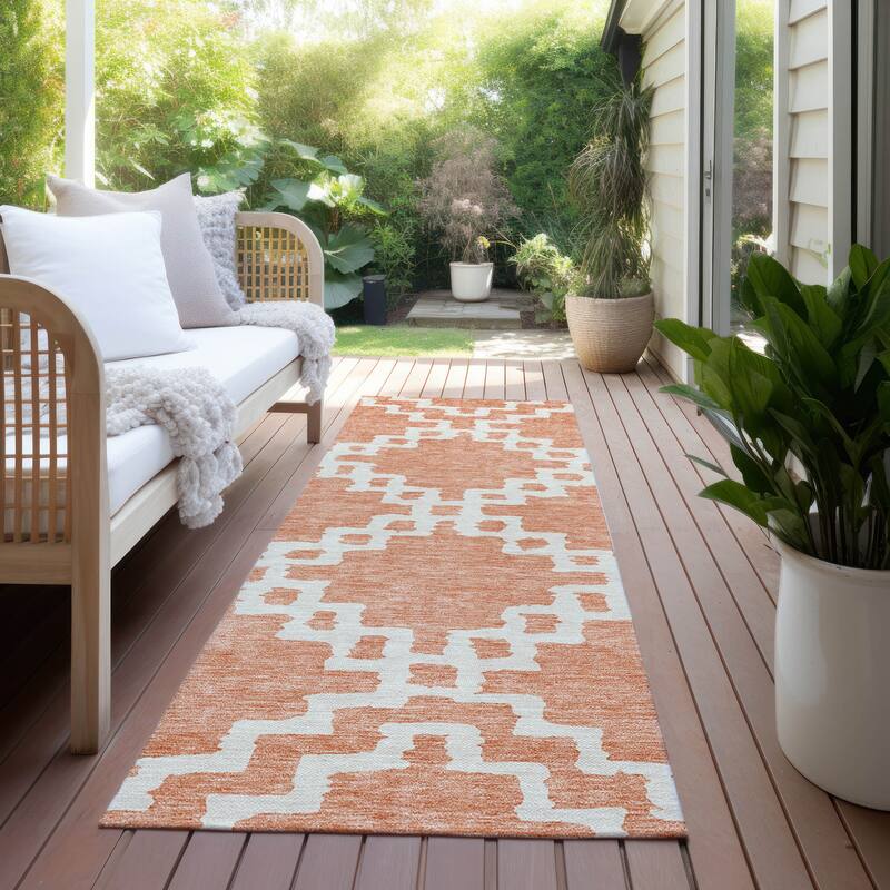 Machine Washable Indoor/ Outdoor Chantille Trellis Geo Rug - Salmon - 2'3" x 7'6"
