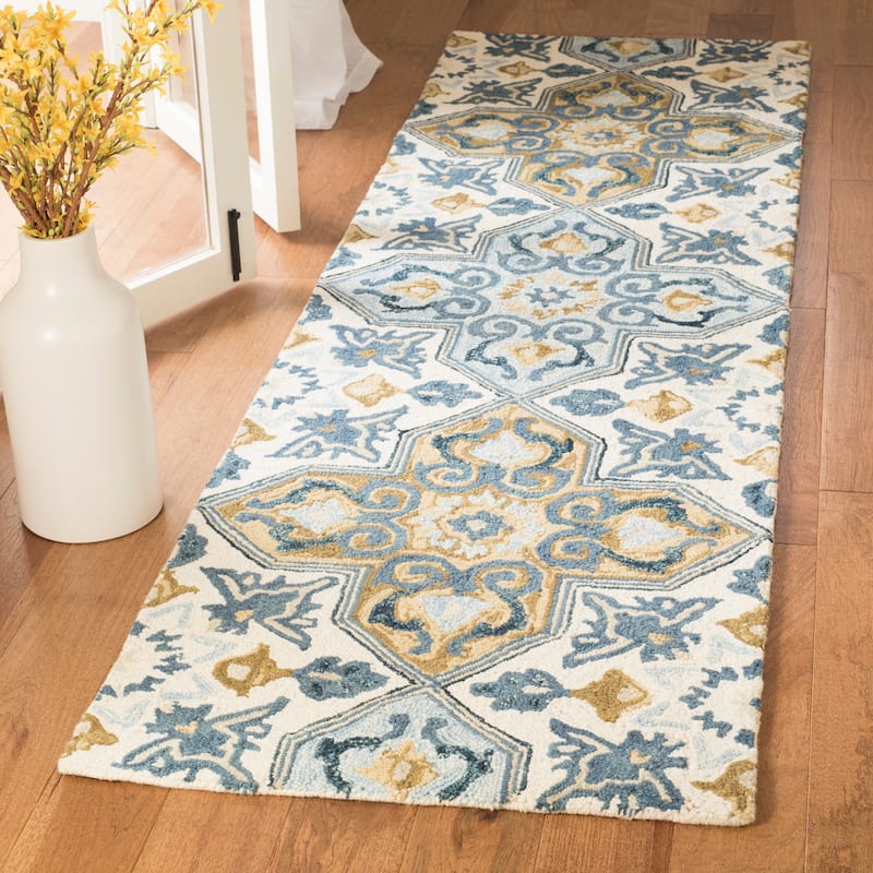 SAFAVIEH Handmade Suzani Rosanda Boho Tribal Wool Rug