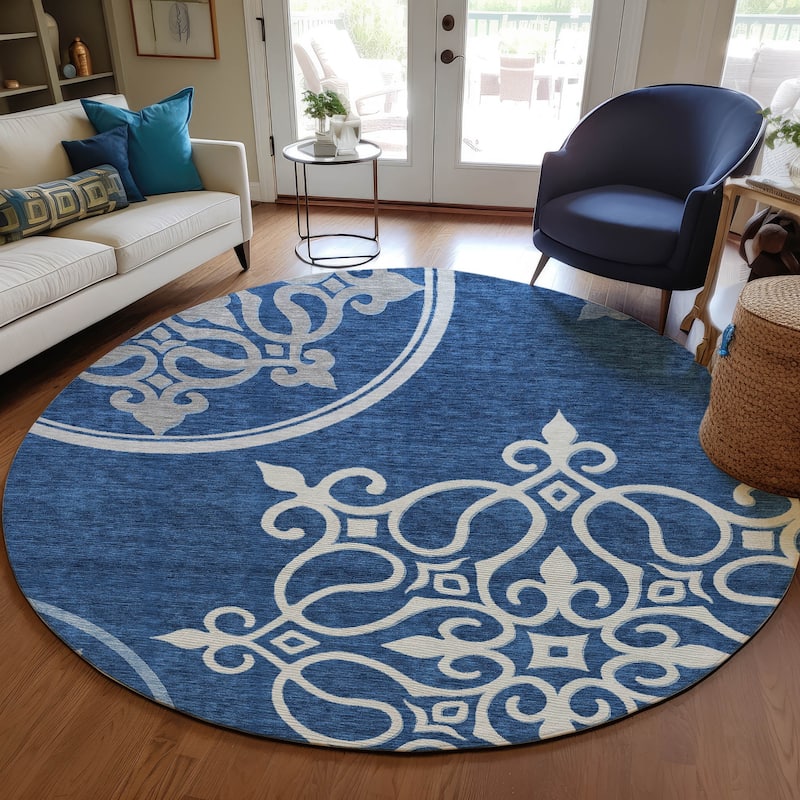 Machine Washable Indoor/ Outdoor Chantille Bold Medallion Rug