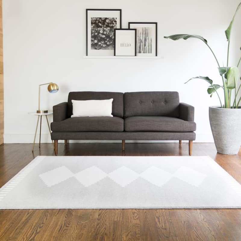 Nisha Geometric Modern Stripe Area Rug