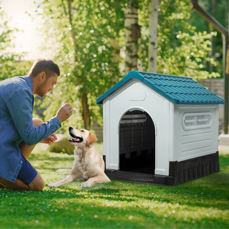 Moasis Slant-roof Dog House with Skylight