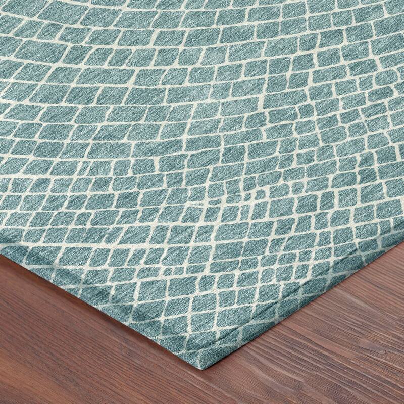 Machine Washable Indoor/ Outdoor Modern Gravity Chantille Rug
