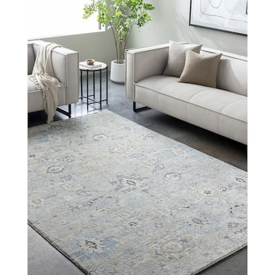 Livabliss Avellino Traditional Medallion Area Rug