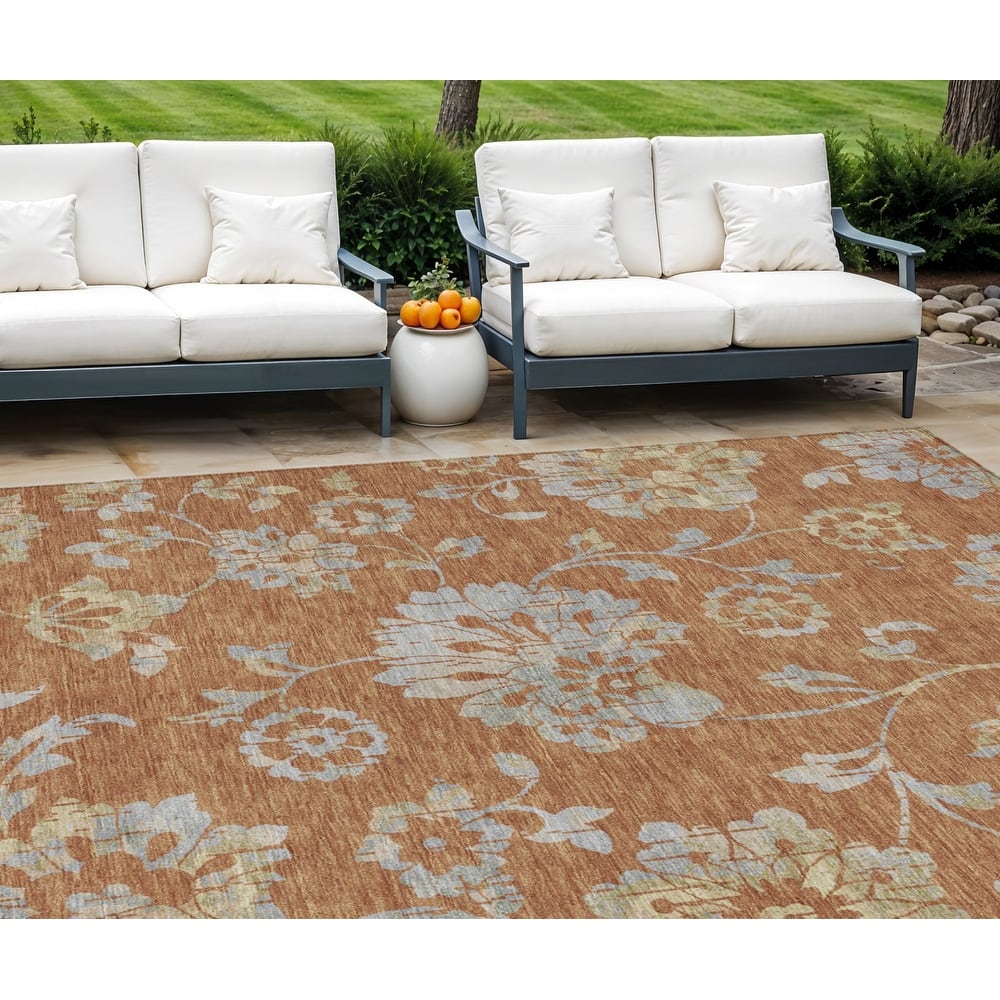 HomeRoots Floral Transitional Rectangle Outdoor Rug