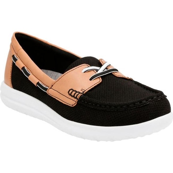 clarks boat shoes womens