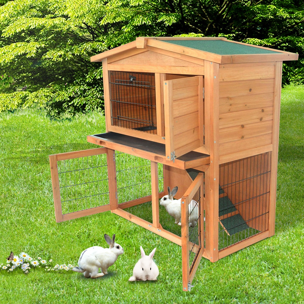 Triangle hutch store