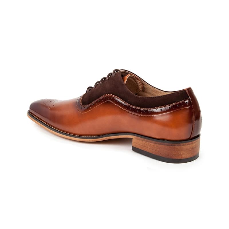 Gino Vitale Men's Lace Up Medallion Toe Dress Shoes - Overstock - 41535513
