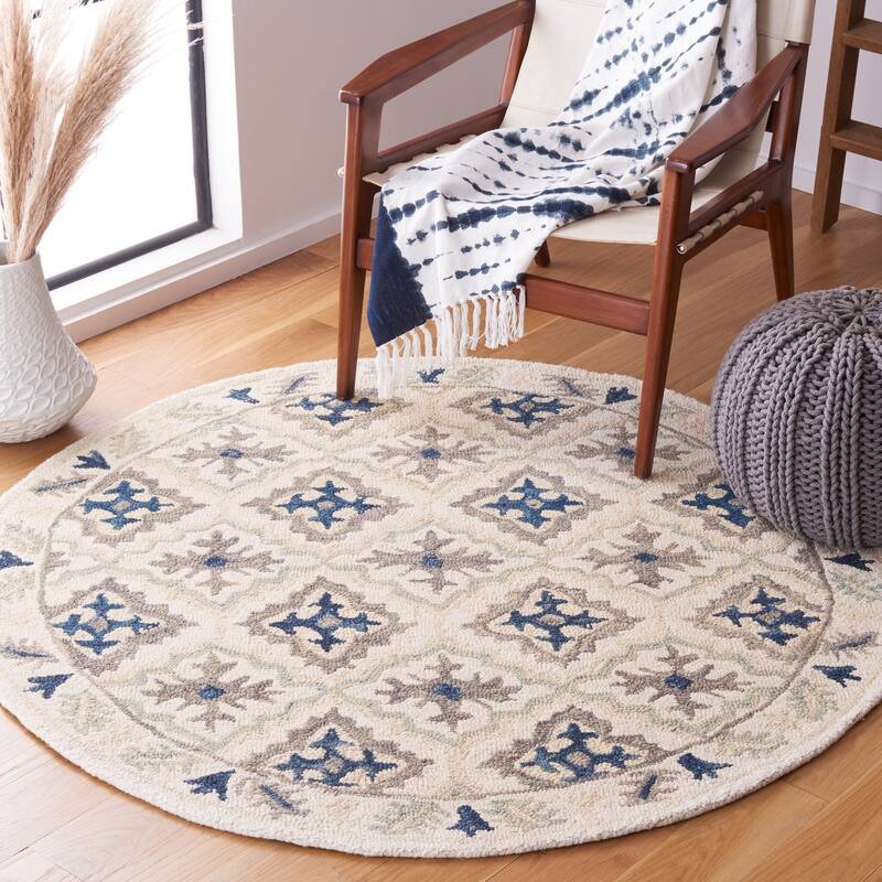 SAFAVIEH Handmade Aspen Nabiha Boho Wool Rug - 5' Round - Ivory/Blue