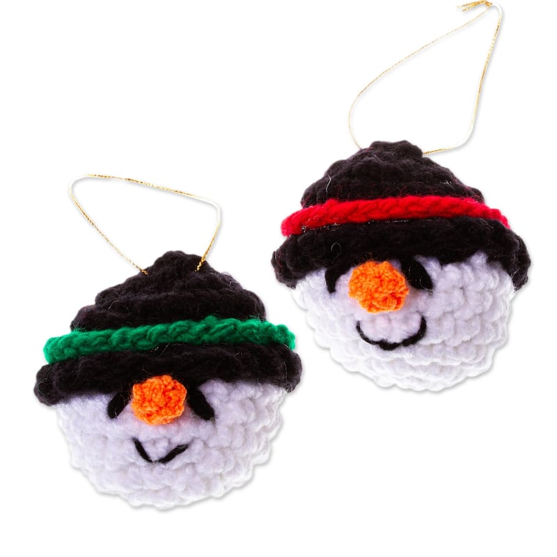 Novica Handmade Snowman Smiles Crocheted Ornaments (Pair)
