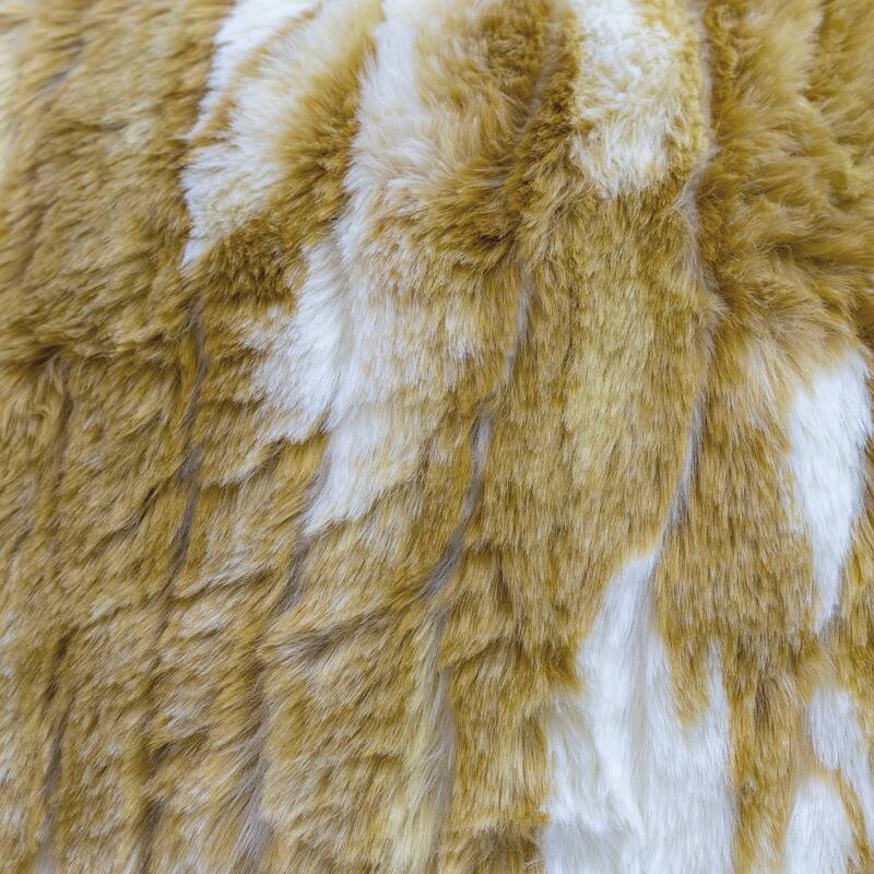 Jacquard FauxFur BedRest, 20" x 18" x 17"