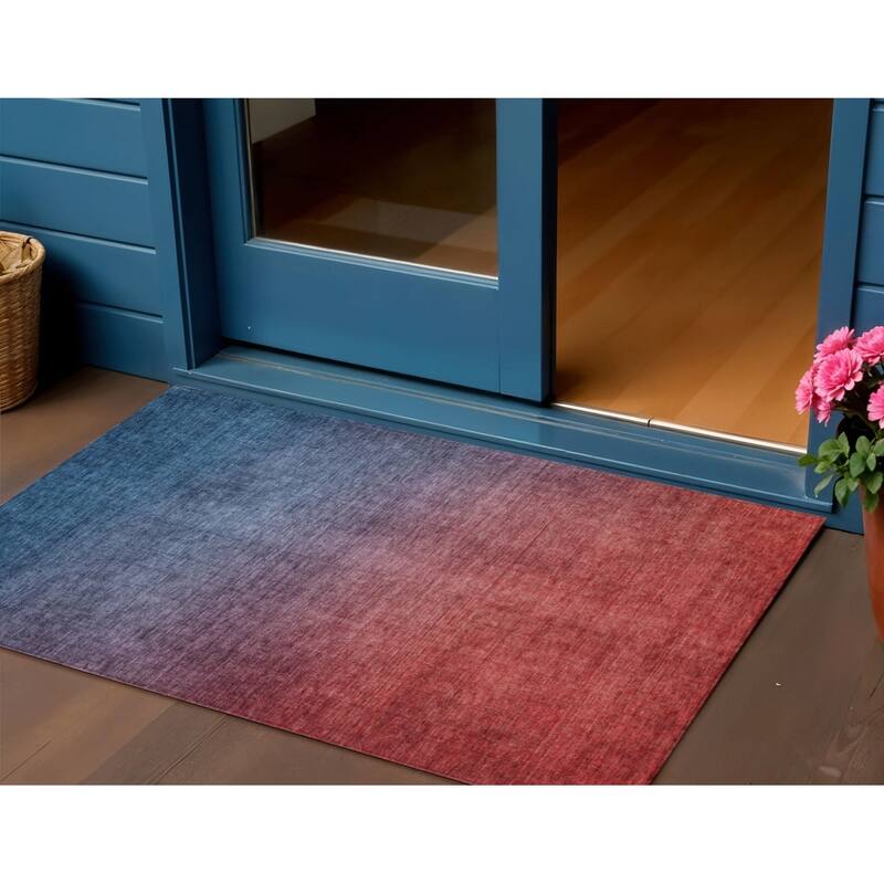 HomeRoots Ombre Transitional Rectangle Outdoor Rug - 3' x 5'