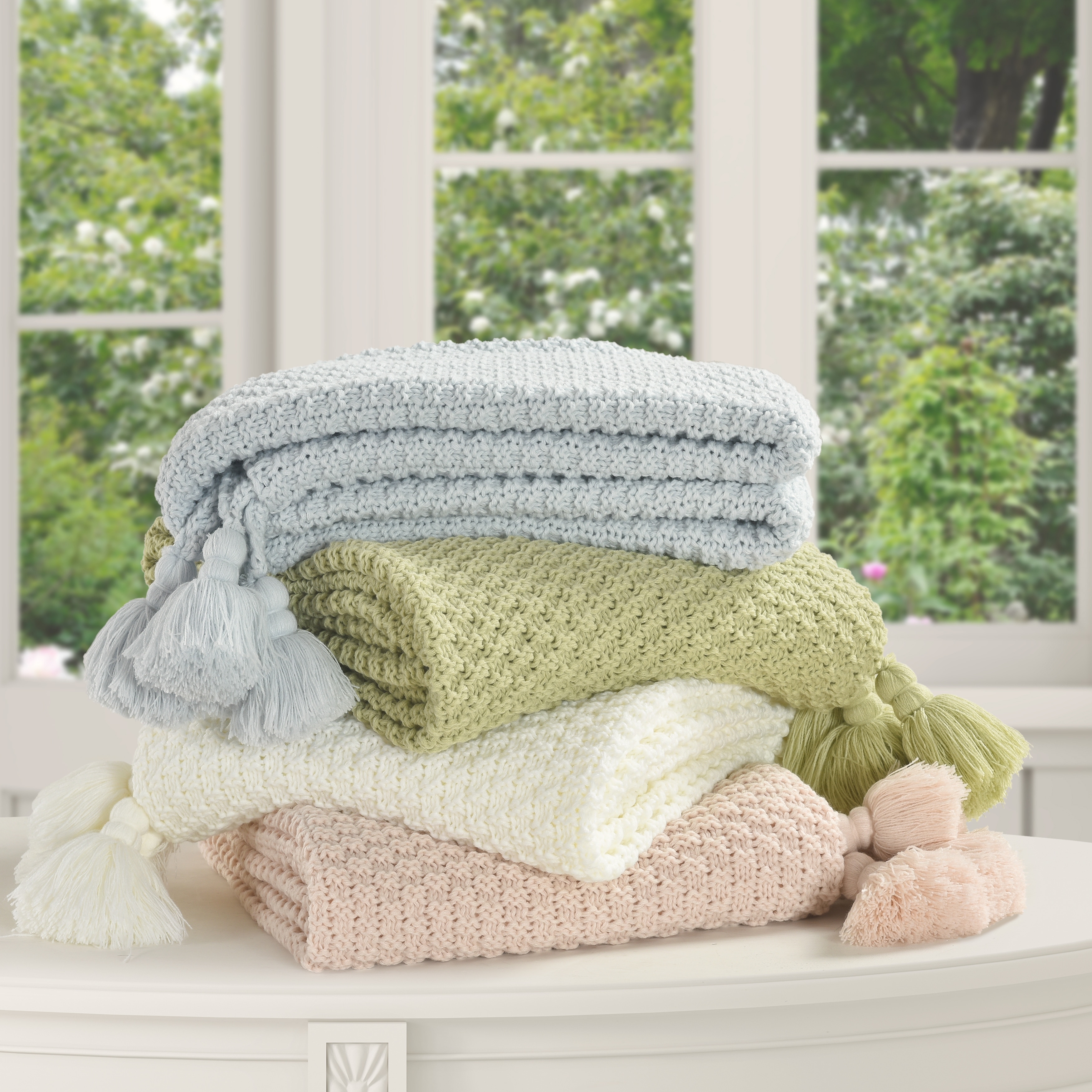 Pale pink knitted throw clearance