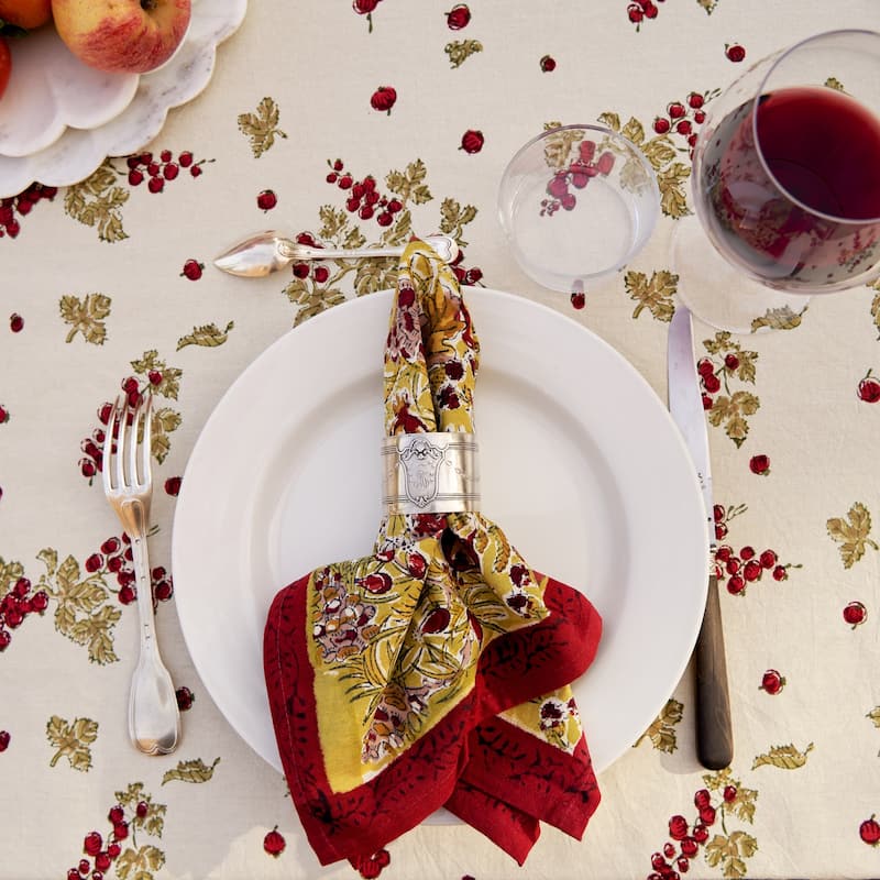 Gooseberry 90-inch Round Cotton Tablecloth
