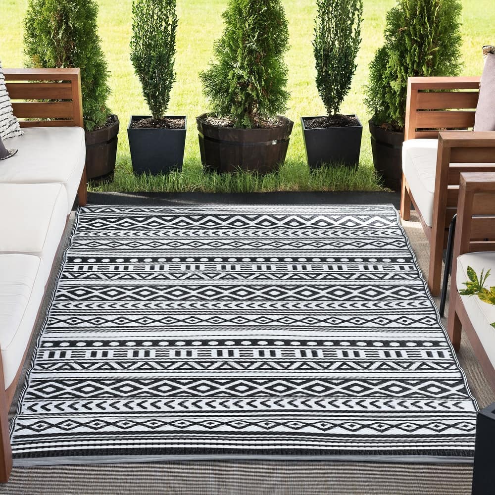 Sundown Beach Stripe Indoor/Outdoor Area Rug