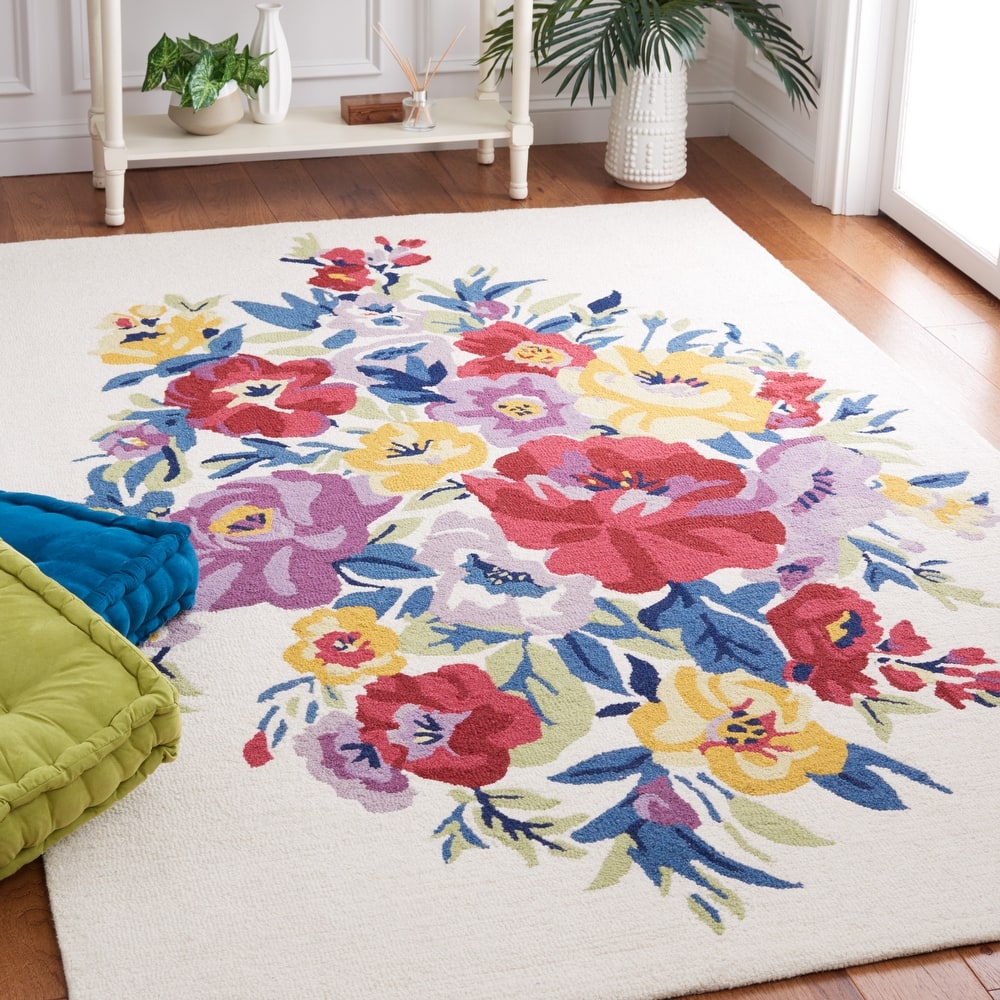 SAFAVIEH Handmade Chelsea Astronomy Floral Wool Rug