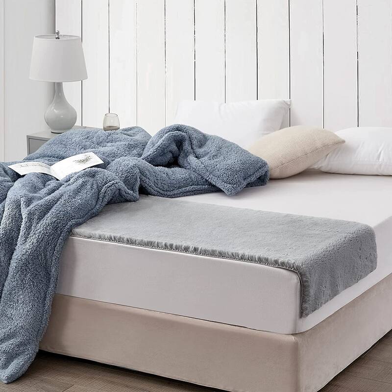 Chunky Bunny - Coma Inducer® End of Bed Runner - Glacier Gray - 26" x 79" - Glacier Gray