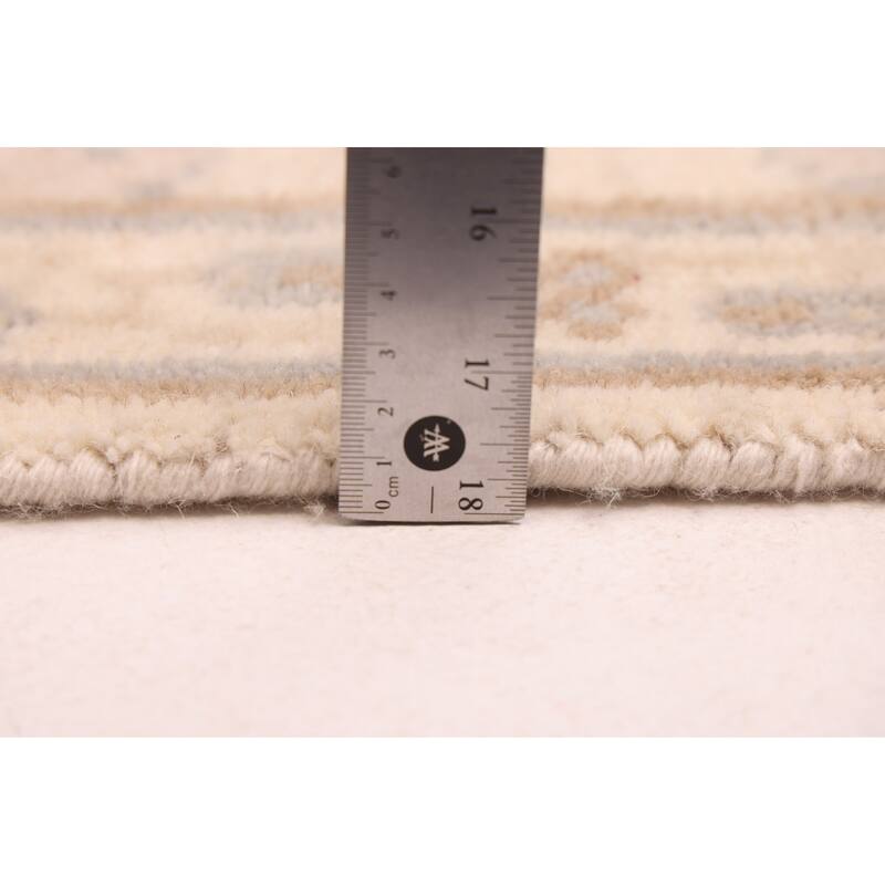 ECARPETGALLERY Hand-knotted Royal Oushak Ivory Wool Rug - 6'2 x 8'6