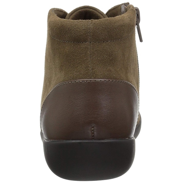 clarks women's medora sage ankle bootie