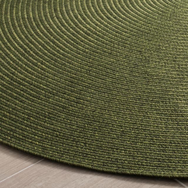 SAFAVIEH Handmade Braided Country Casual Lavada Rug - 9' x 12' Oval - Green
