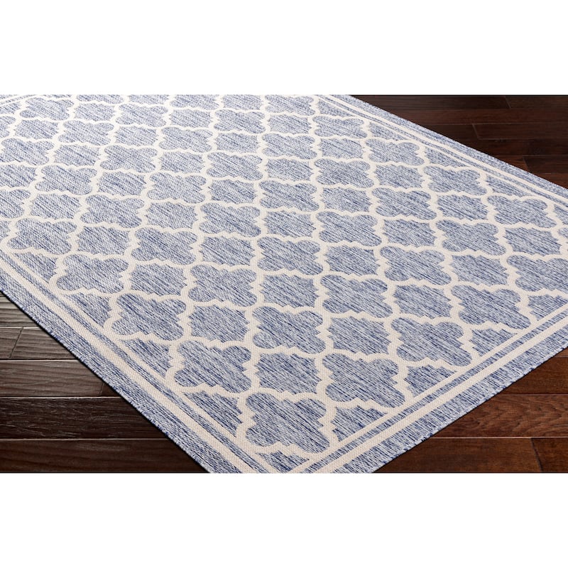 Livabliss Tuareg Vintage Diamond Outdoor Rug