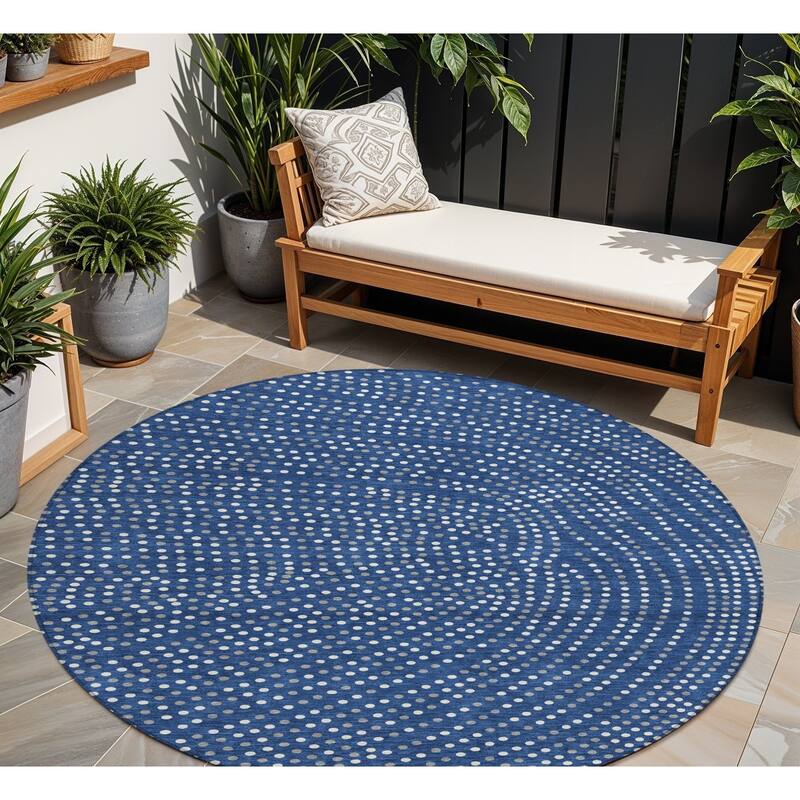 HomeRoots Polka Dot Transitional Rectangle Outdoor Rug - 8' Round
