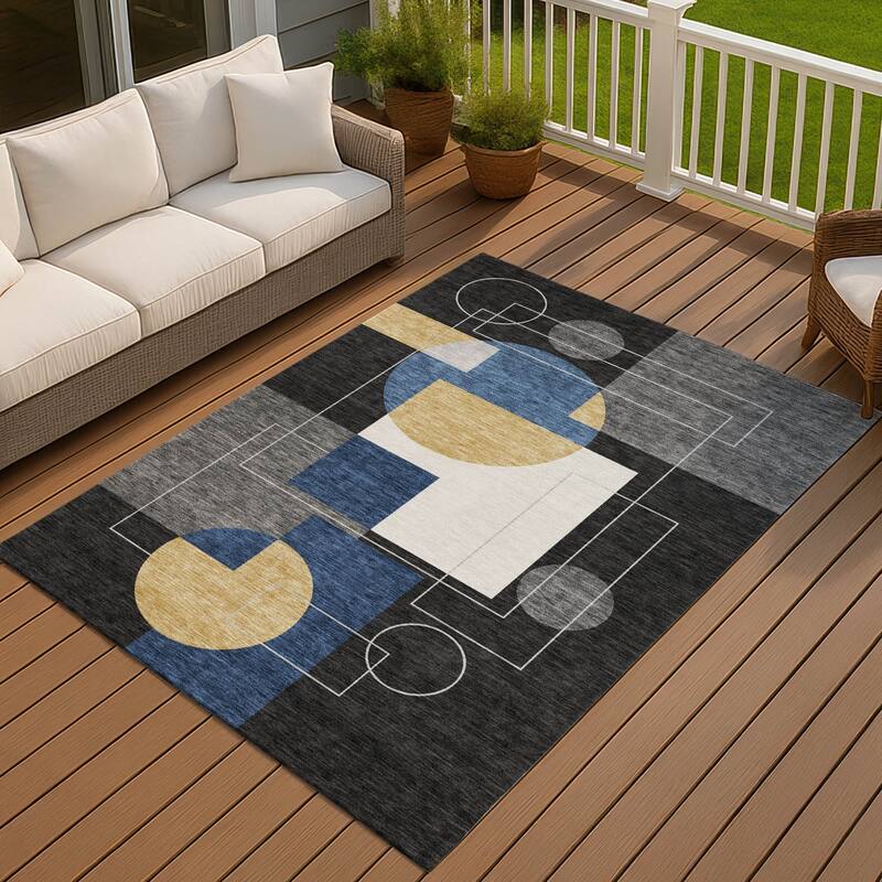 Machine Washable Indoor/ Outdoor Modern Filly Chantille Rug