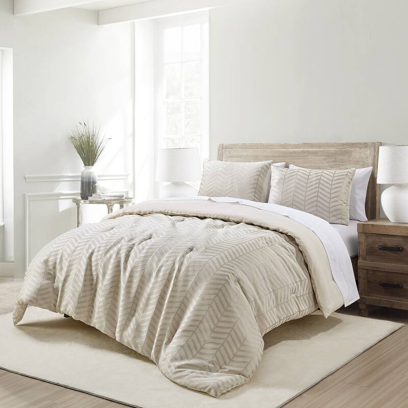 Anne Klein Wallingford Reversible Comforter Set