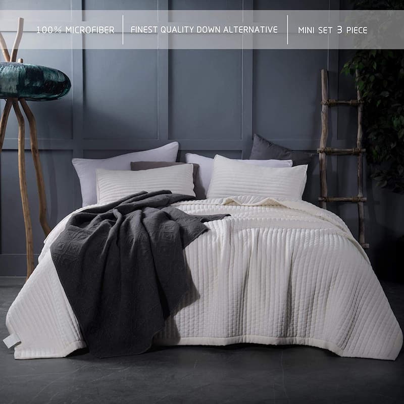 KASENTEX Quilt Set Soft Bedspread - Light Weight, Stone Washed, Down Alternative Fill, Machine Washable - Ivory - Oversized King