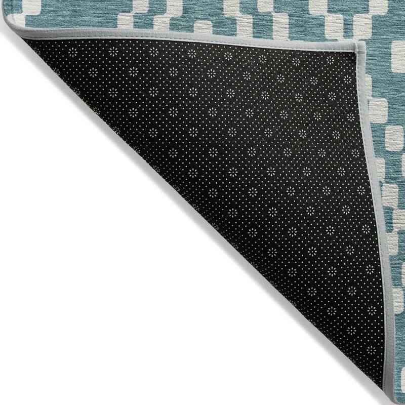HomeRoots Geometric Transitional Rectangle Outdoor Rug