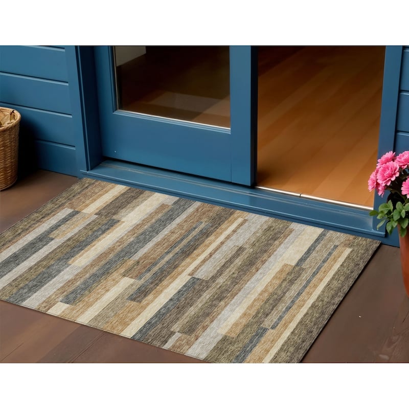 HomeRoots Striped Transitional Rectangle Outdoor Rug - 3' x 5'
