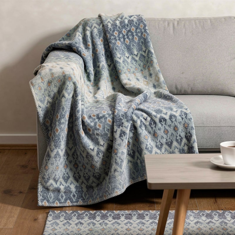 HomeRoots 50" X 70" Blue And Orange Geometric Microfiber Plush Throw Blanket - Throw - Blue/Orange